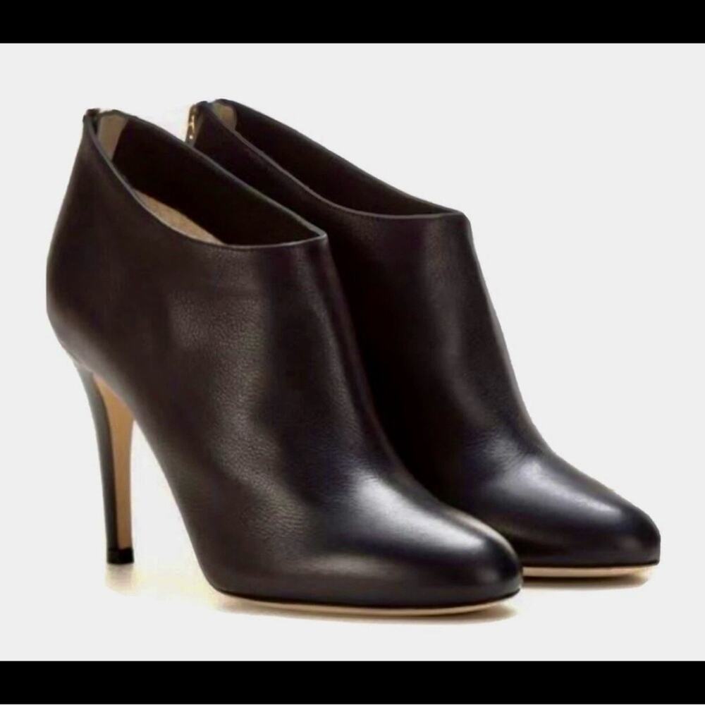 Jimmy Choo Black soft Leather High Heel Ankle Booties w/ gold tone zippers 36.5